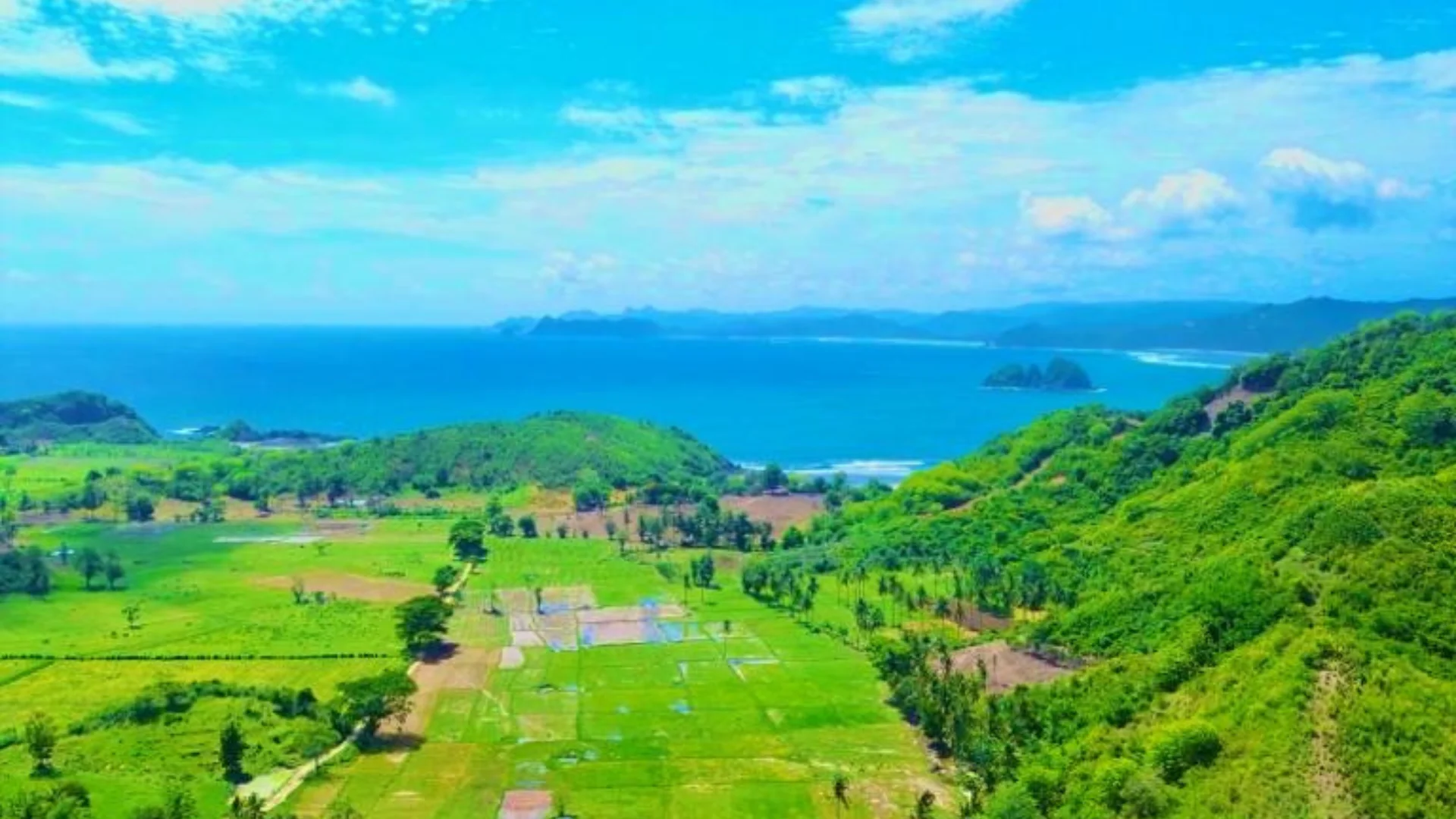 Pantai Mawi - Lombok Land for Sale - Drone view