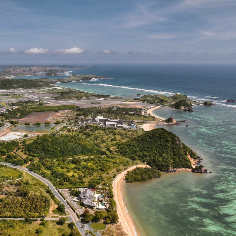 Beachfront land for sale in Torok Lombok