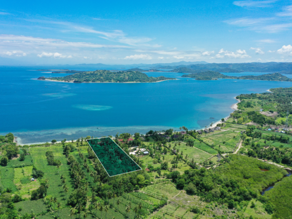 Beachfront land for sale in Sekotong - Lombok