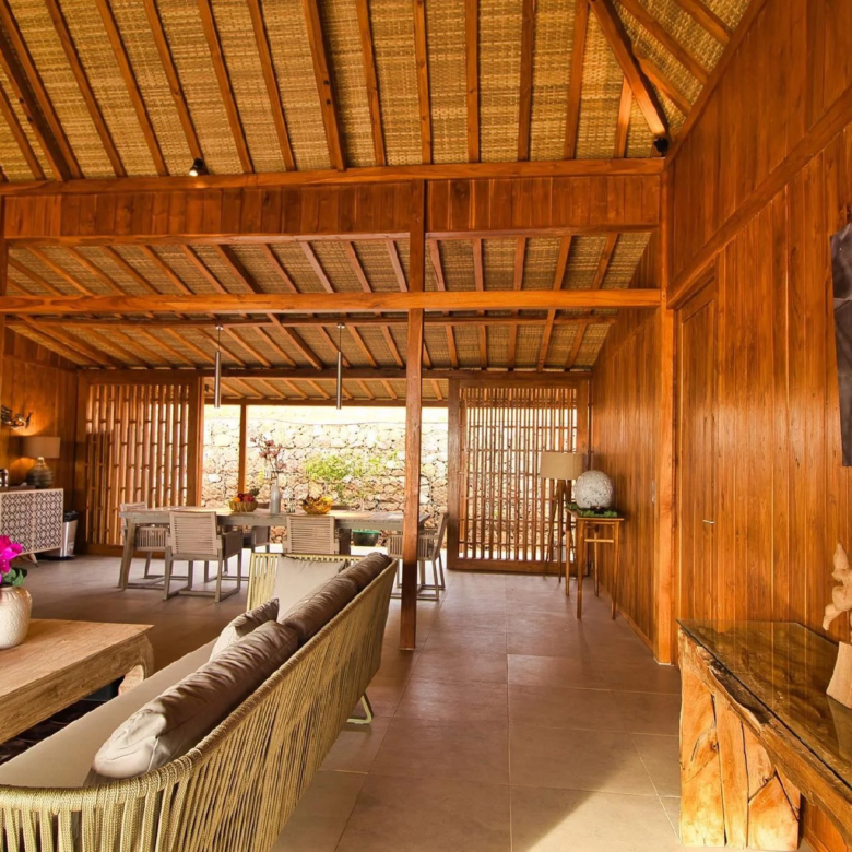 Lobster Bay Lombok Villas for Sale